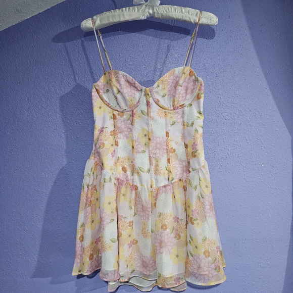 ❌️SOLD❌️ For Love And Lemons Carrie Mini Dress - Picture 1 of 3